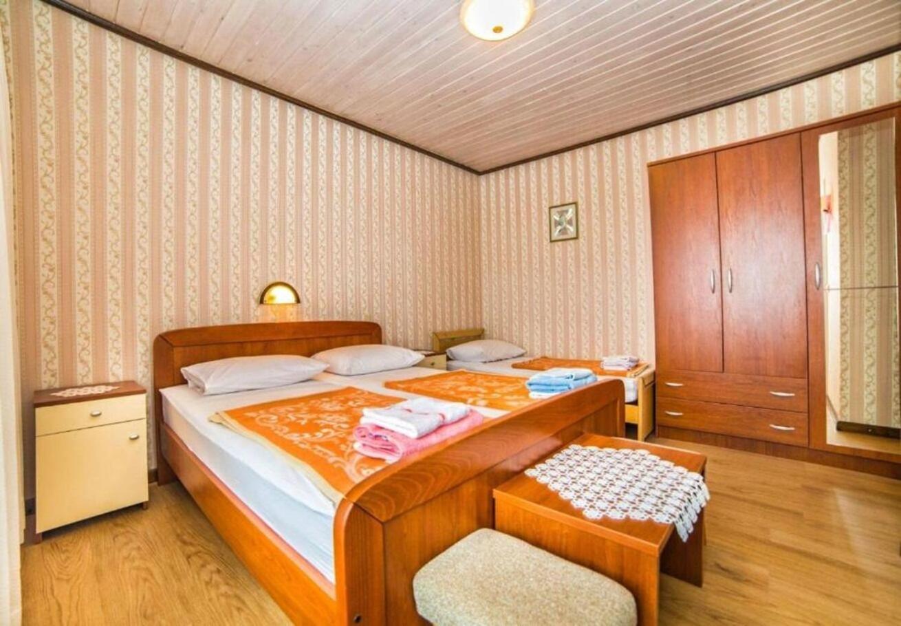 Apartments Dusa Banjol エクステリア 写真
